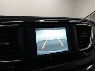 2020 Chrysler Voyager - Photo 16