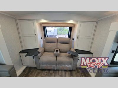 2025 Jayco North Point - Photo 18
