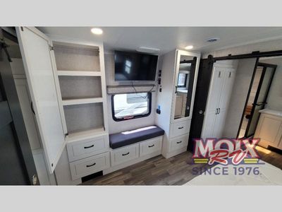 2025 Jayco North Point - Photo 22