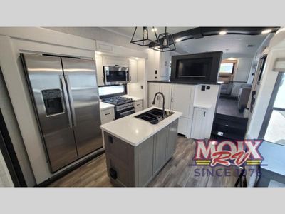 2025 Jayco North Point - Photo 3