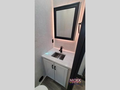 2025 Jayco North Point - Photo 13