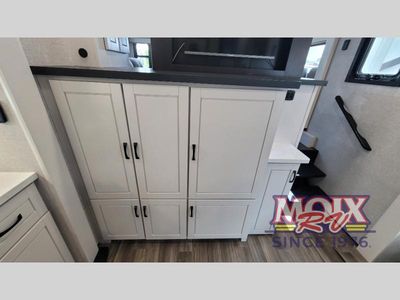 2025 Jayco North Point - Photo 9