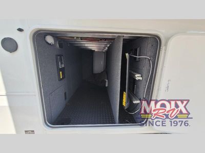2025 Jayco North Point - Photo 34