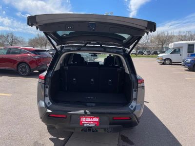 2026 Nissan Pathfinder — photo 19 view
