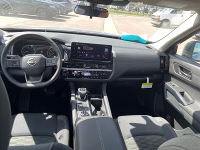 2026 Nissan Pathfinder — photo 18 view