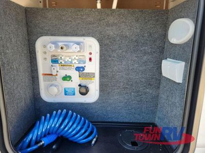 2026 Coachmen RV Chaparral - Photo 10