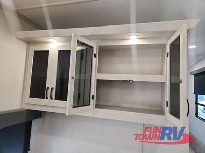 2026 Coachmen RV Chaparral - Photo 32