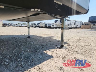 2026 Coachmen RV Chaparral - Photo 12