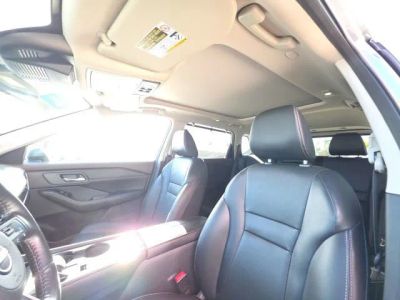 2022 Nissan Rogue — photo 14 view