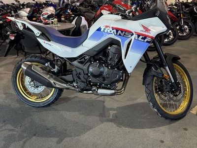 2025 Honda Transalp - Photo 3