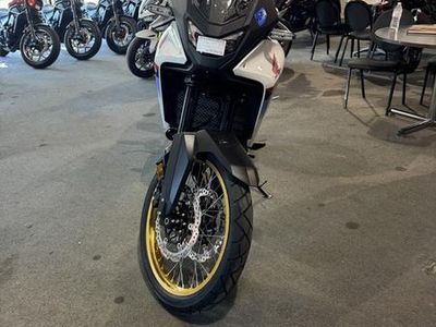 2025 Honda Transalp - Photo 1
