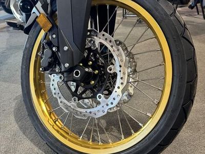 2025 Honda Transalp - Photo 12