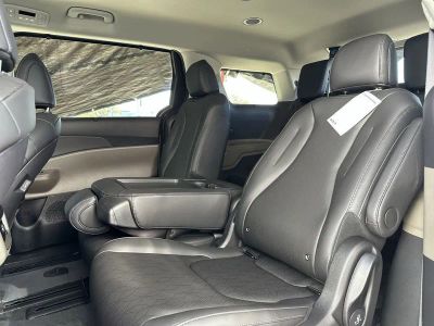 2026 Kia Carnival Hybrid — photo 23 view