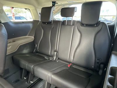 2026 Kia Carnival Hybrid — photo 24 view