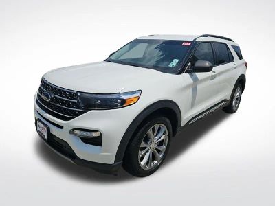 2022 Ford Explorer — side profile view