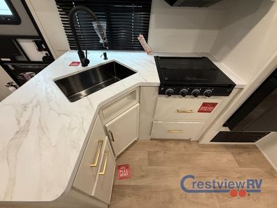 2026 Grand Design Transcend - Photo 12
