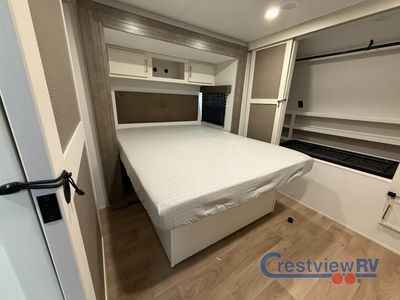 2026 Grand Design Transcend - Photo 18
