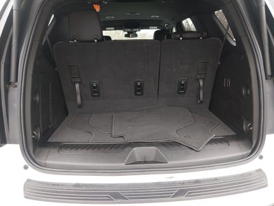 2024 Chevrolet Tahoe - Photo 11