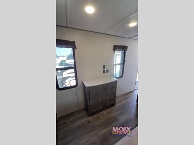 2025 Coachmen RV Catalina Legacy Edition - Photo 23