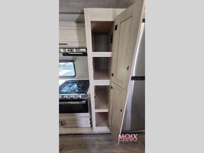 2025 Coachmen RV Catalina Legacy Edition - Photo 15