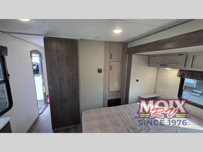 2025 Coachmen RV Catalina Legacy Edition - Photo 19