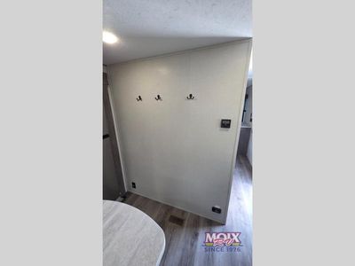 2025 Coachmen RV Catalina Legacy Edition - Photo 17