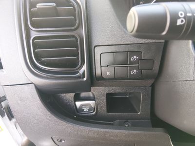2026 Ram ProMaster Window Van — photo 13 view