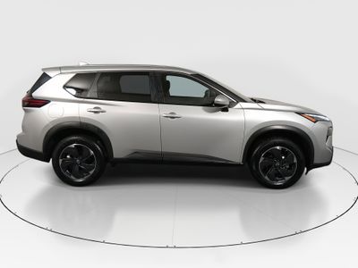 2024 Nissan Rogue - Photo 8