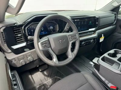 2026 Chevrolet Silverado 1500 - Photo 3