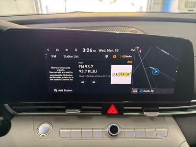 2023 Hyundai Elantra - Photo 34