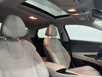 2023 Hyundai Elantra - Photo 29