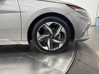 2023 Hyundai Elantra - Photo 9