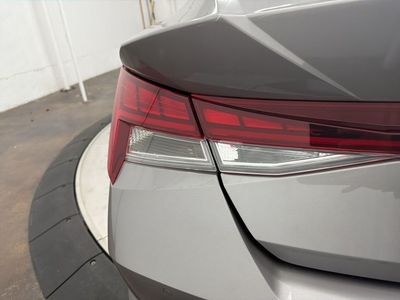 2023 Hyundai Elantra - Photo 12