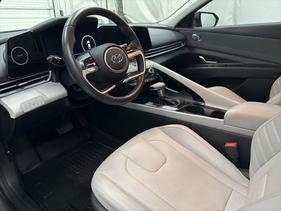 2023 Hyundai Elantra - Photo 13