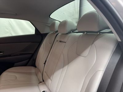 2023 Hyundai Elantra - Photo 20