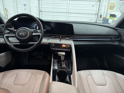 2023 Hyundai Elantra - Photo 23