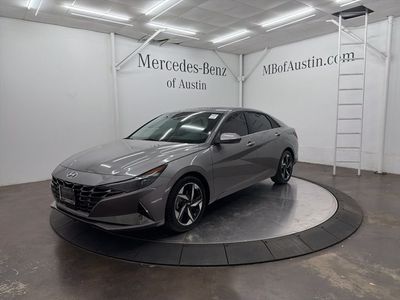 2023 Hyundai Elantra - Photo 3