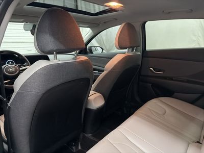 2023 Hyundai Elantra - Photo 19