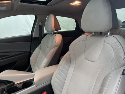 2023 Hyundai Elantra - Photo 14