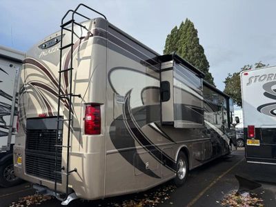 2016 Thor Motor Coach Palazzo — interior view