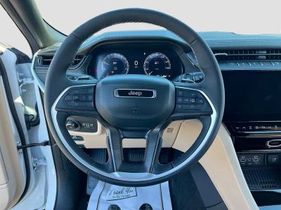 2026 Jeep Grand Cherokee L — photo 11 view