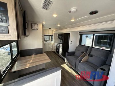2025 Jayco Eagle - Photo 9