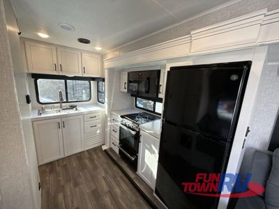 2025 Jayco Eagle - Photo 7