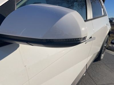 2026 Hyundai IONIQ 5 — photo 10 view