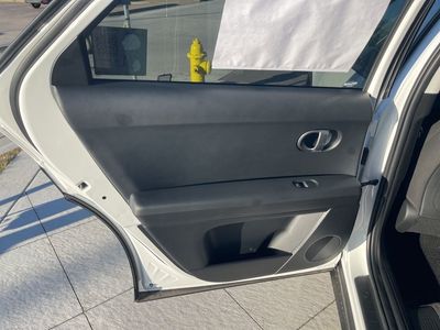 2026 Hyundai IONIQ 5 — photo 15 view