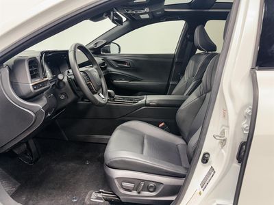 2025 Toyota Crown - Photo 4