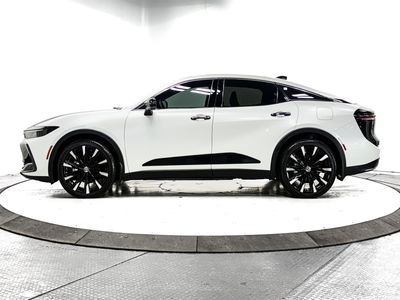 2025 Toyota Crown - Photo 8