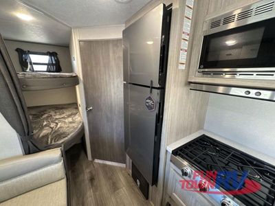 2026 Coachmen RV Catalina Summit Series 8 - Photo 23