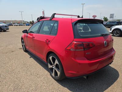 2017 Volkswagen Golf GTI — detail view