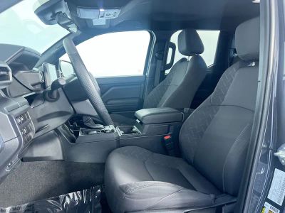 2025 Toyota Tacoma 4WD — photo 12 view